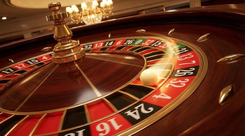 跨国药企与新能源巨头人才争夺：四类猎头服务模式横向测评